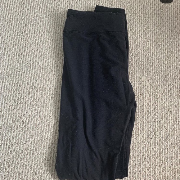 Ivivva all black tights in perfect condition - Picture 1 of 2